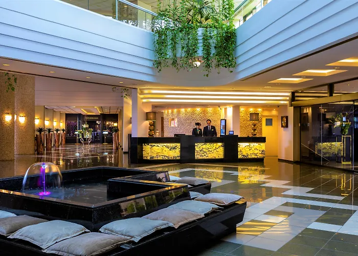 Курортный комплекс The Grandresort - Leonardo Limited Edition Лимасол