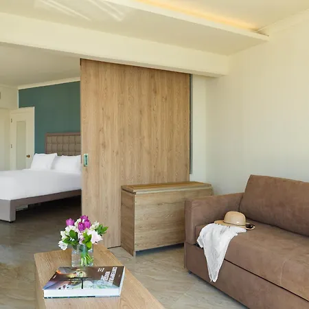 The Grandresort - Limited Edition By Leonardo Resort Limassol