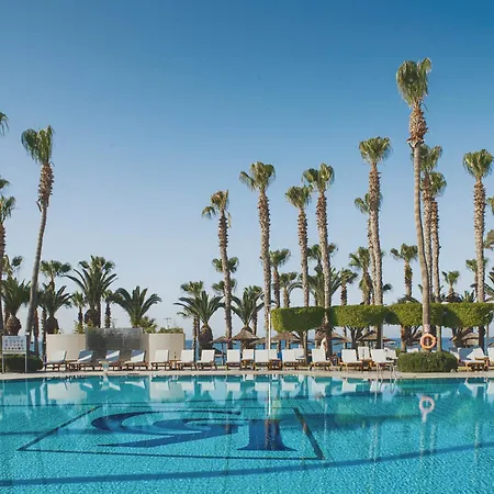 The Grandresort - Limited Edition By Leonardo Resort Limassol