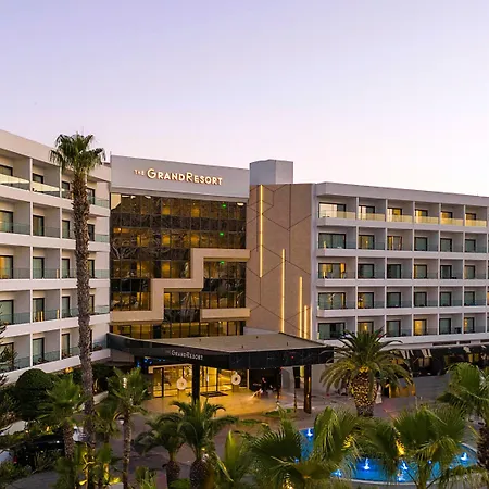 The Grandresort - Limited Edition By Leonardo Resort Limassol