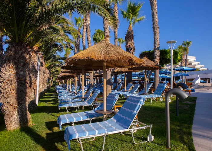 The Grandresort - Leonardo Limited Edition Resort Limasol