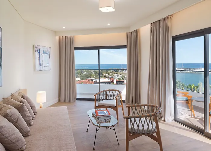 The Grandresort - Leonardo Limited Edition Resort Limasol