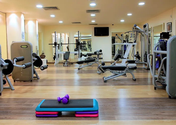 The Grandresort - Leonardo Limited Edition לימסול