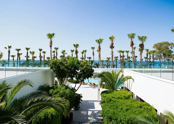 The Grandresort - Leonardo Limited Edition